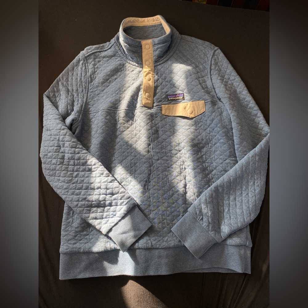 Womens Patagonia organic cotton quilted snap-t pullover